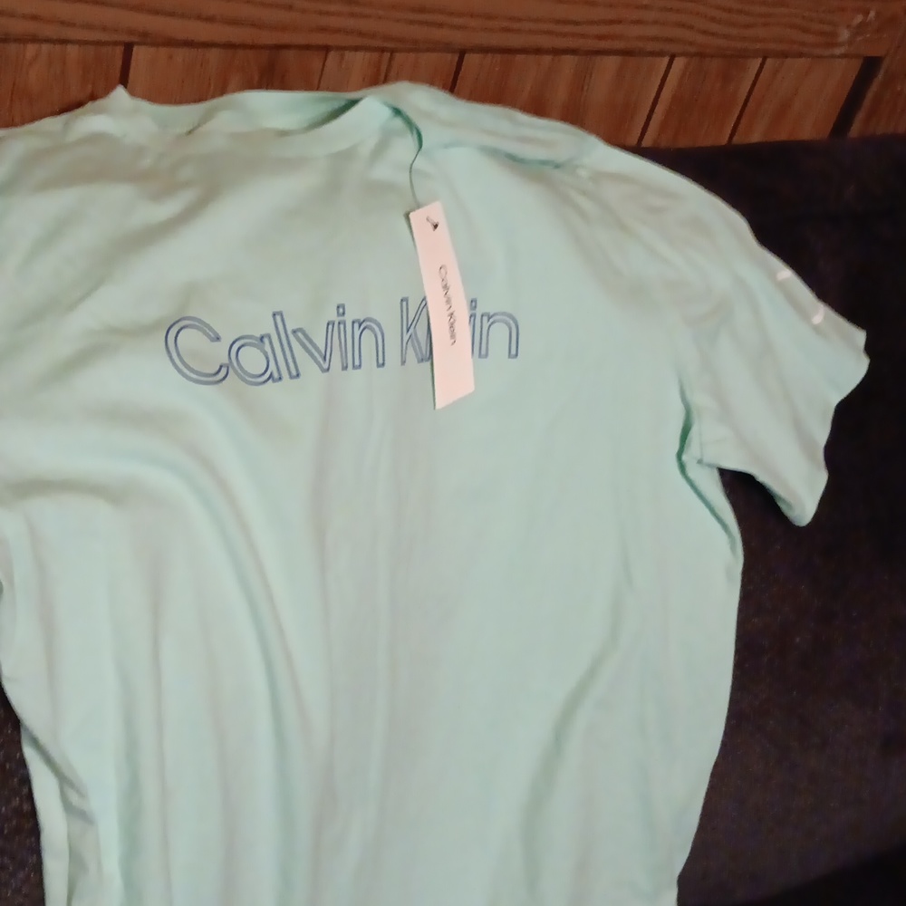 Calvin klein tshirt